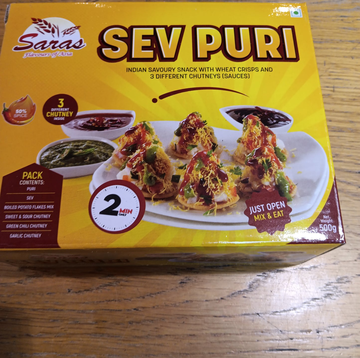 Saras sev puri