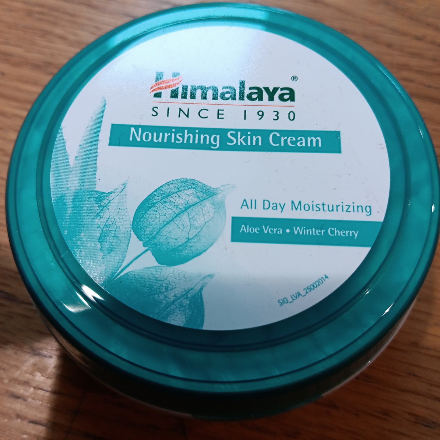 Himalaya nourishing cream